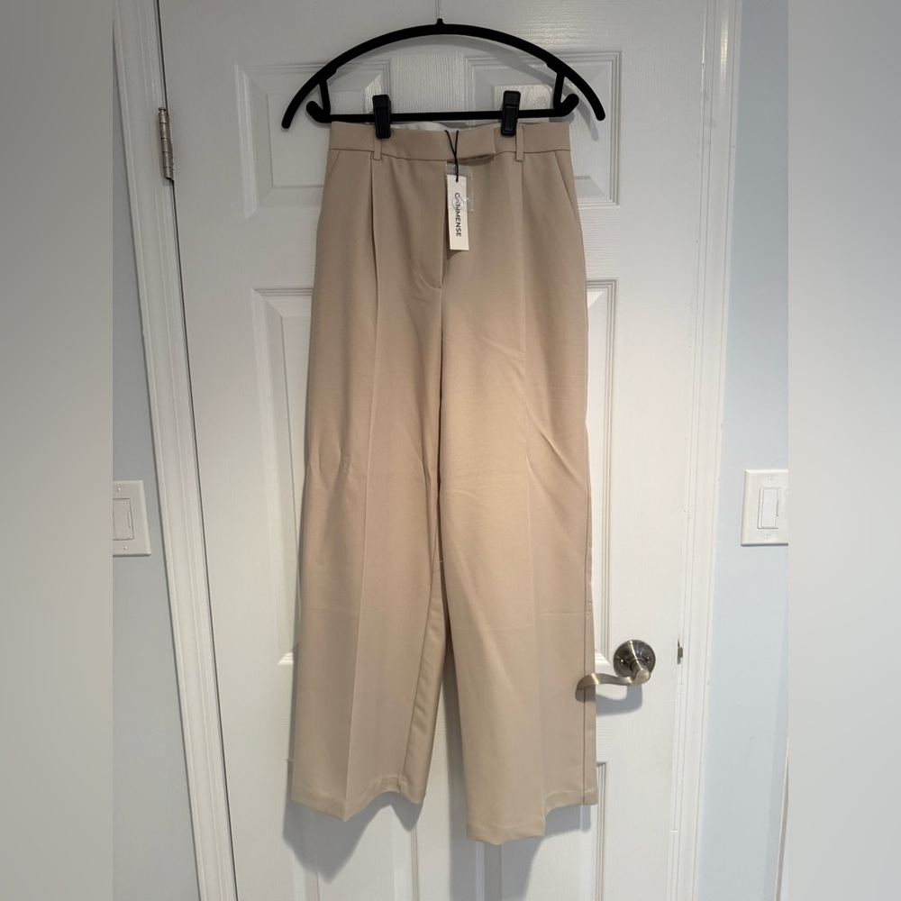 NWT Commense Beige Women's Wide Leg Pleated Pants Size Small